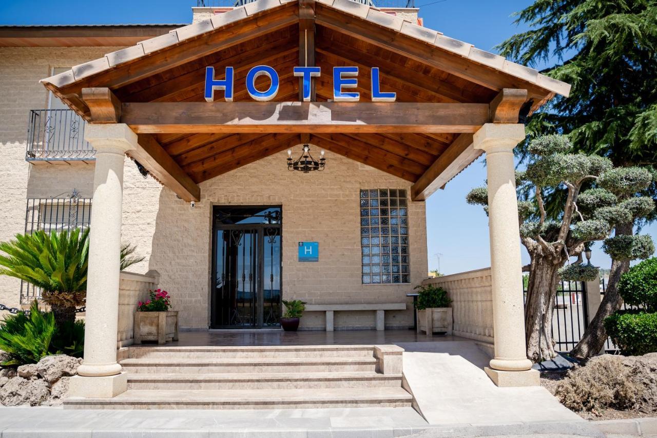 Hotel Malena Caravaca De La Cruz Dış mekan fotoğraf
