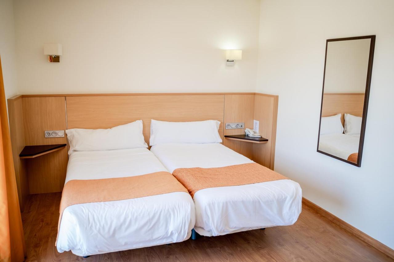 Hotel Malena Caravaca De La Cruz Dış mekan fotoğraf