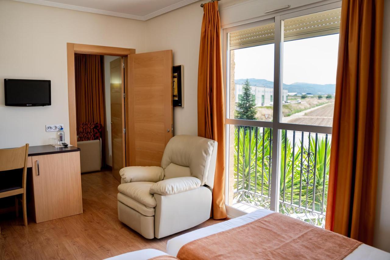 Hotel Malena Caravaca De La Cruz Dış mekan fotoğraf