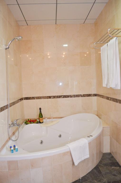 Hotel Malena Caravaca De La Cruz Dış mekan fotoğraf